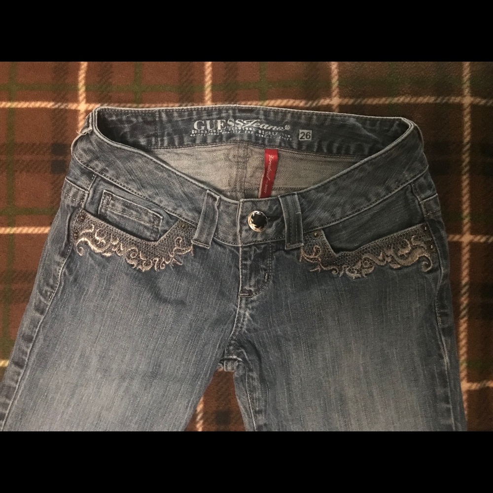 Guess Silver Embroidered Jeans Size 26